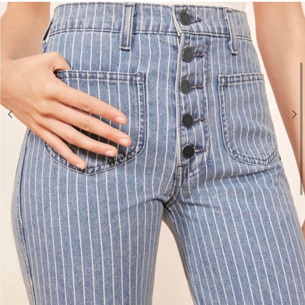 Reformation McGraw Crop Jeans Trinidad wash. Size 28